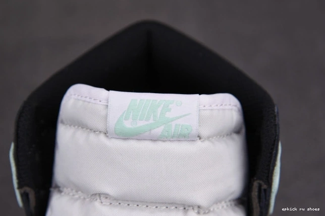 Rep High 1 861428-100 Jordan Igloo Retro 0809